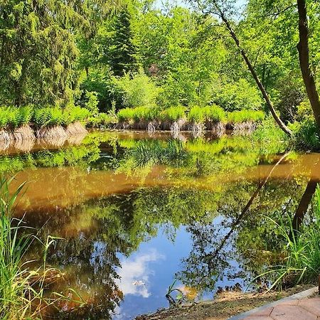 Jagershuis sinds 1724 op landgoed Princenhof Oranjewoud Buitenkant foto
