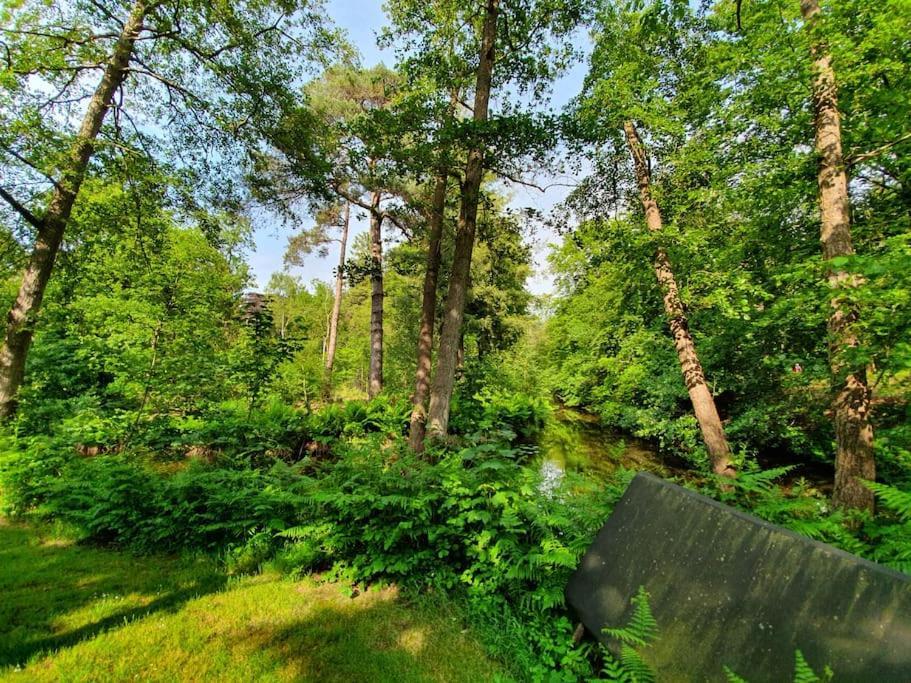 Jagershuis sinds 1724 op landgoed Princenhof Oranjewoud Buitenkant foto